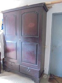 Credenza alta coloniale dell'800