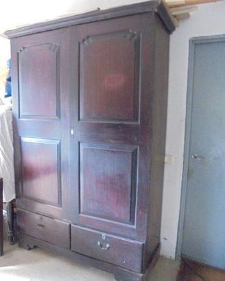 Credenza alta coloniale dell'800