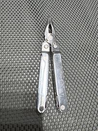 Leatherman super tool