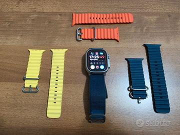 Apple Watch Ultra 2 con 4 Cinturini Orig.