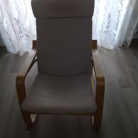 Poltrona a dondolo Ikea Poang