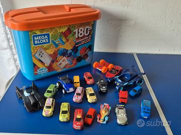 Lotto 20 Varie Macchine Giocattolo con Contenitore