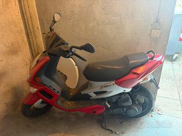 Peugeot x-fight 50cc
