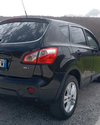 Nissan Qashqai 2.0 4x4 - Ricambi