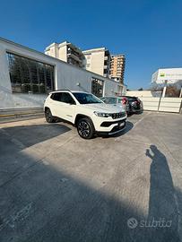 Jeep compass 4xe limited 190cv