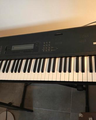 tastiera Korg m1