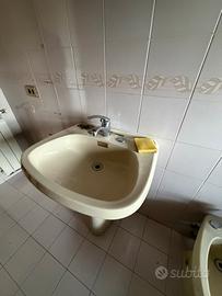 Sanitari esclusa rubinetteria