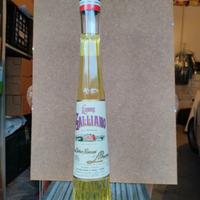 Bottiglia liquore Galliano 