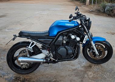 Yamaha Fazer 600 2001 – 40.000 km – Da sistemare