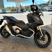 Xadv-750