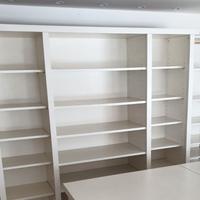 Armadio a 3 zone verticali con pianali orizzontali