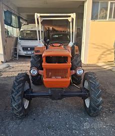 Trattore agricolo fiat