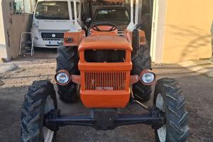 Trattore agricolo fiat