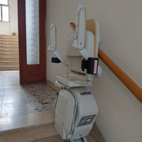 Montascale lineare da interno Acorn130