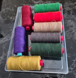 filo di colori assortiti