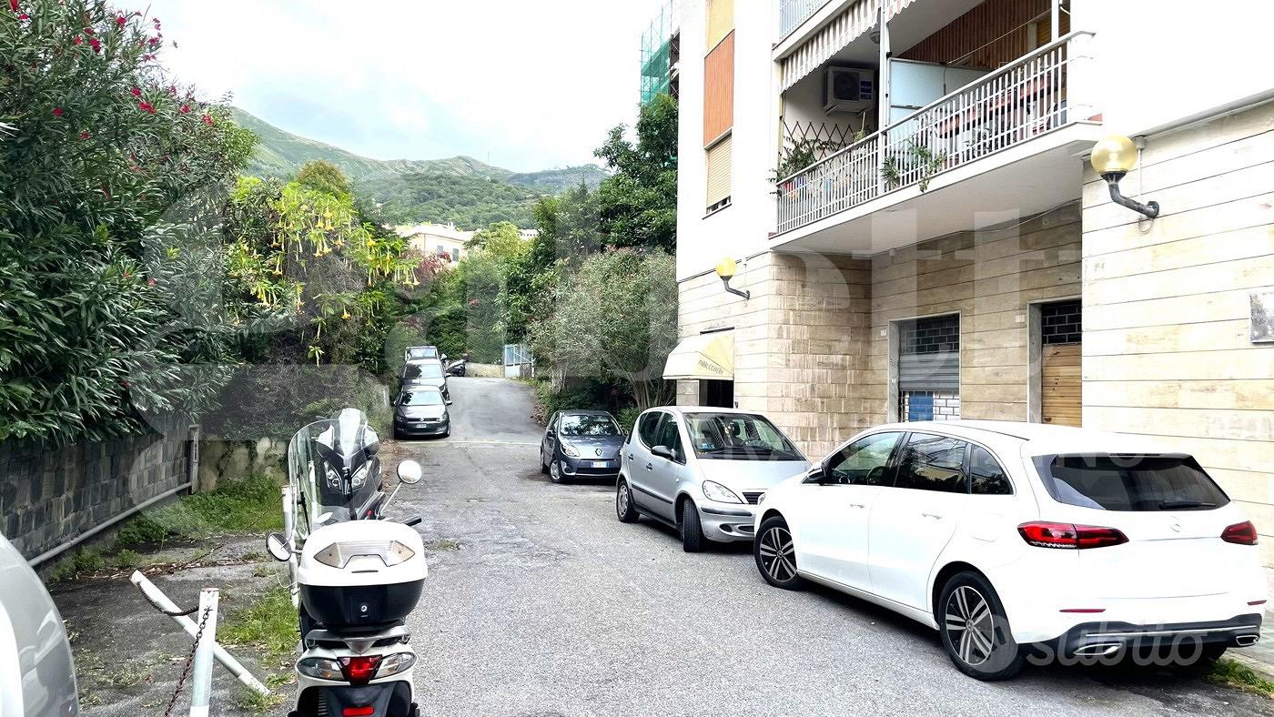 Appartamento – Genova, Priaruggia, Levante - Altro