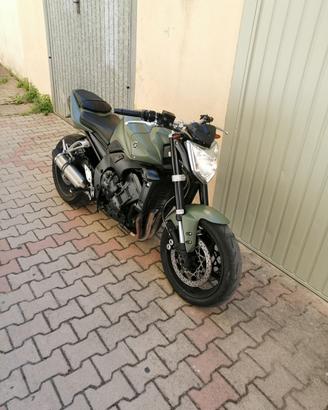 Yamaha FZ1