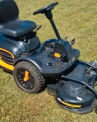 Trattorino tagliaerba McCulloch