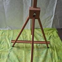 Cavalletto da tavolo treppiedi nuovo 