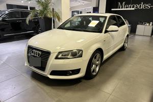 AUDI A3 2.0 TDI 140 cv SLINE