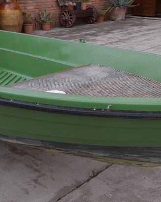 barca in vetroresina 