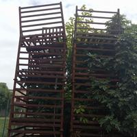 CONTENITORI INDUSTRIALI  IN LAMIERA SOVRAPPONIBILI