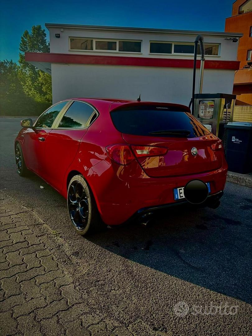Alfa Romeo Giulietta 2015 photo 5