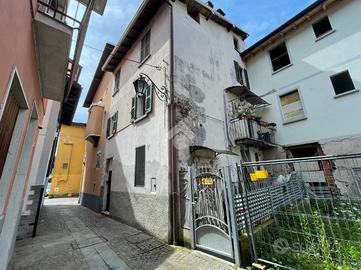 RUSTICO A PORTO CERESIO