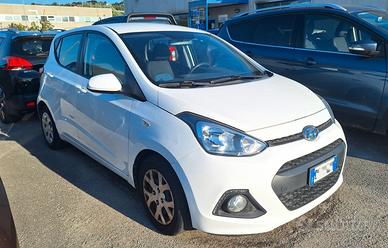 Hyundai i10 1.0 Login NEOPATENTATI