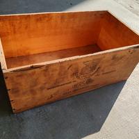 Cassetta vintage in legno per vini Bersano