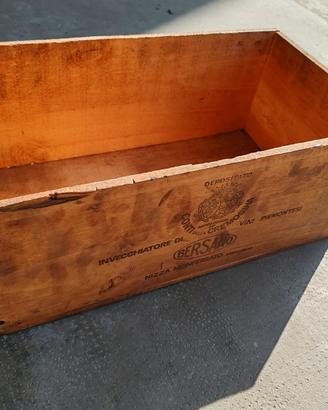 Cassetta vintage in legno per vini Bersano
