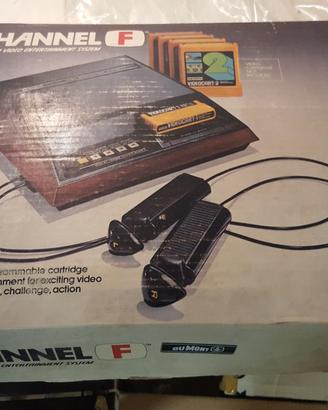Videogame console Fairchild Channel F anni 70