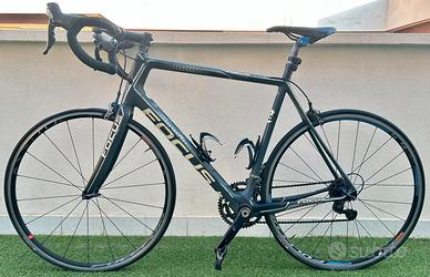 Bici da corsa in carbonio
