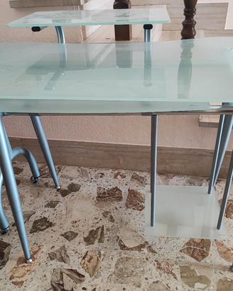 scrivania con piano in vetro 
