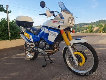 YAMAHA XTZ 750 SUPER TENERE'