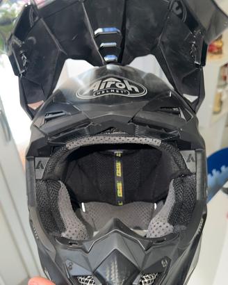 Casco Airoh Aviator 3 Carbon