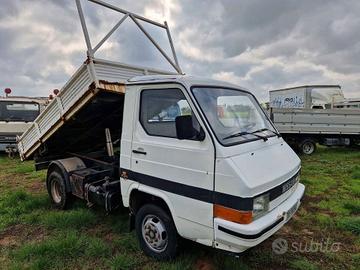 Ricambi Nissan Trade 2.8 aspirato