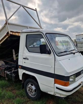 Ricambi Nissan Trade 2.8 aspirato