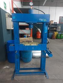 pressa idraulica omcn 