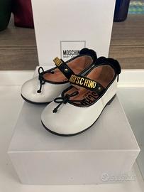 Scarpa moschino