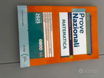 Libro per preparazione prove invalsi scuola media