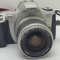 CANON EOS 300 con obbiettivo zoom 28-90mm