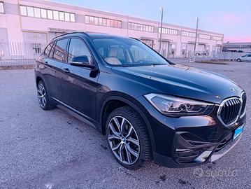 BMW X1   18XD 