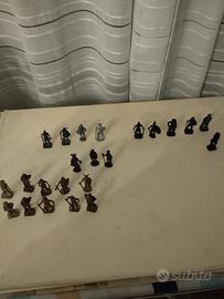 20 mini  soldatini in metallo da collezione