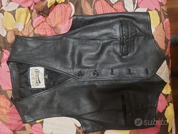 Gilet pelle nera, anni 70, L