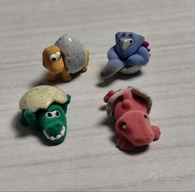 Kinder sorpresa Fluffy Dinos . set 4 pezzi.