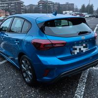 Ford Focus st-line Hybrid  1.0 cc 125CV