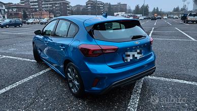 Ford Focus st-line Hybrid  1.0 cc 125CV