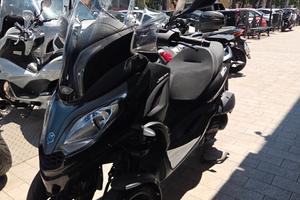 Piaggio MP3 300 hpe 2021 (PAT B) EUROSCOOTER valut