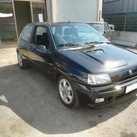 Renault Clio 1.8 16 v